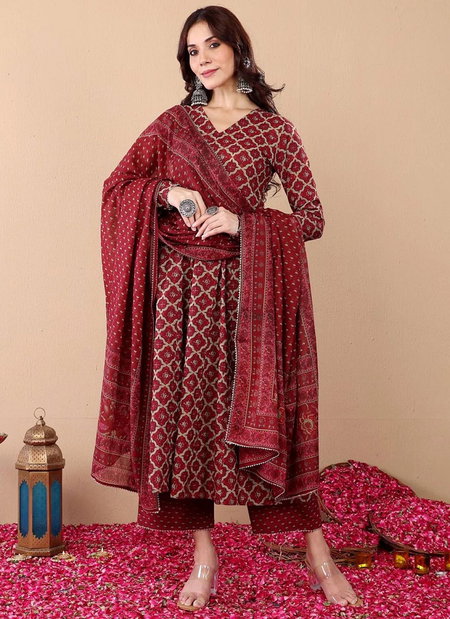 Maroon Colour Rayon Printed Kurti With Pant Dupatta Online Wholesale Aaradhna 2046